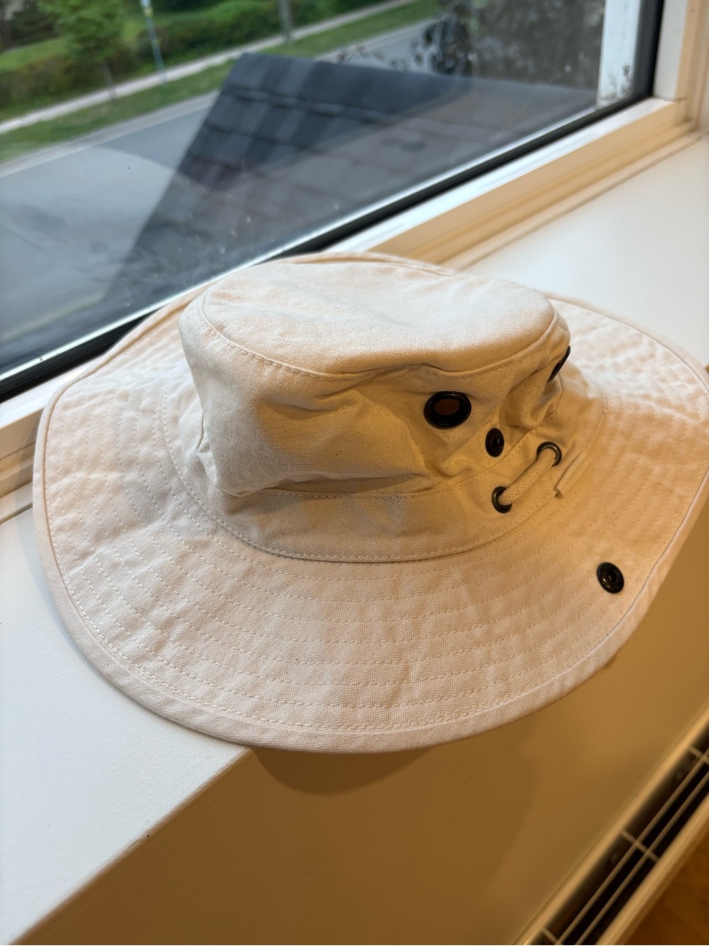 The Tilley Hat - Cream